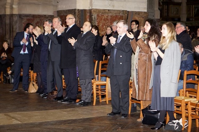 Попытки армян сорвать в Париже посвященный памяти жертв Ходжалы концерт провалились  - ФОТО
